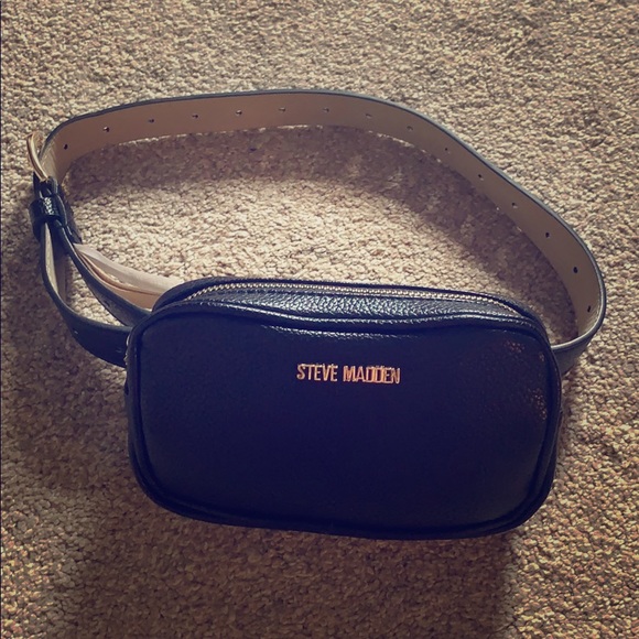 Steve Madden Accessories - Steve Madden Belt Bag